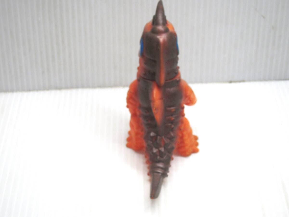 Amazon.co.jp: 当時物 ブルマァク製 ミニソフビ ウルトラ怪獣 バキシム